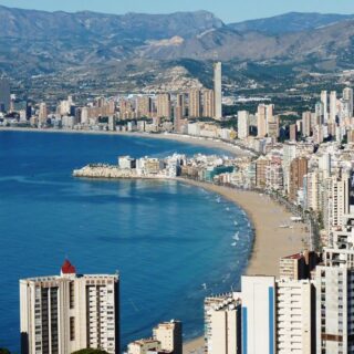 Zona de bajas emisiones de Benidorm: lo que debes saber si tienes coche