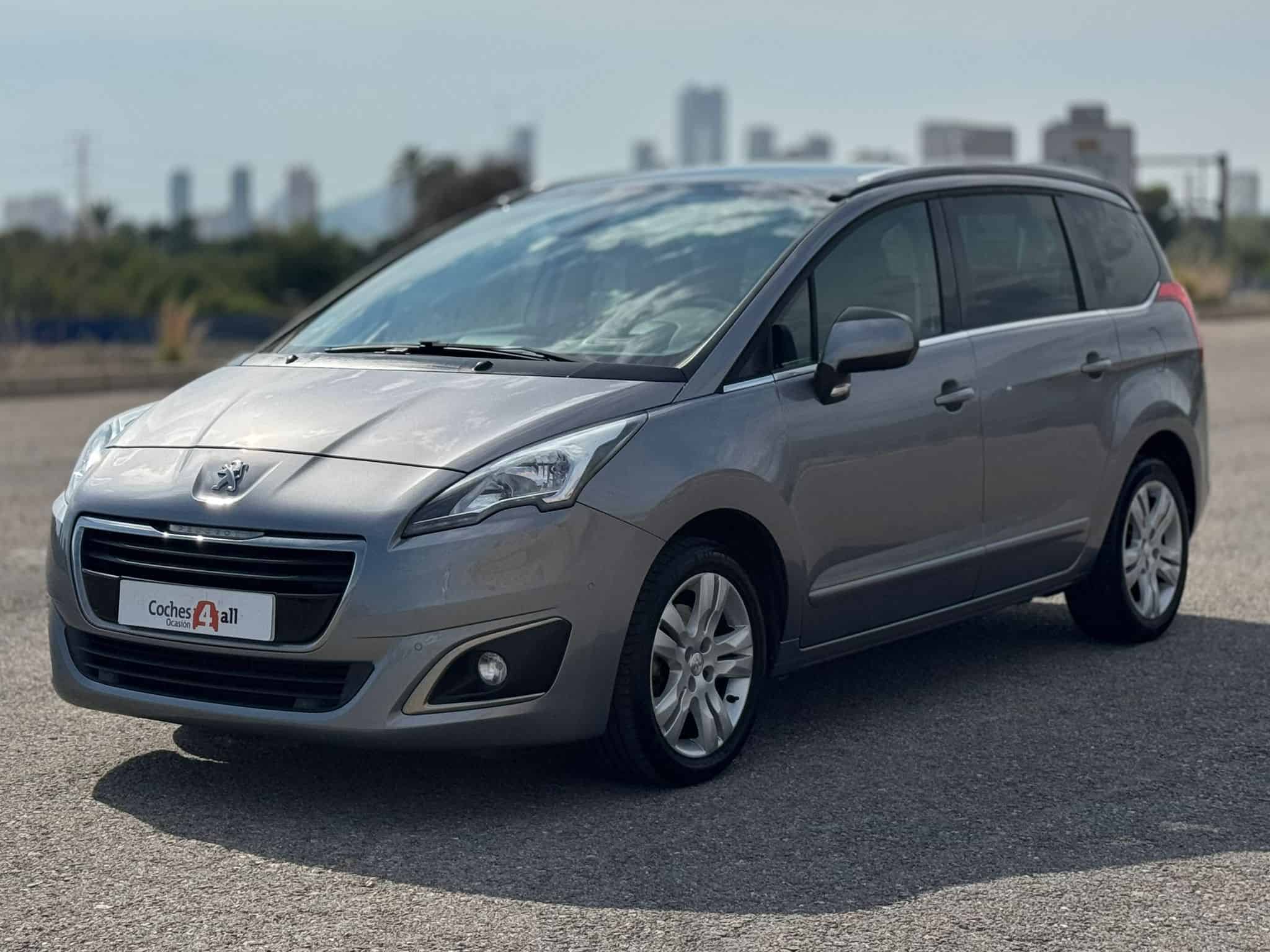 PEUGEOT 5008 ALLURE 1.6 BHDI 120CV 7PL